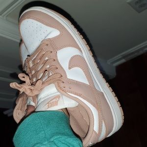 Dunks low "Rose Whisper"